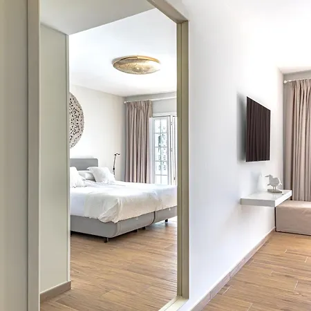 Lejlighed Luxurious In Puente Romano,