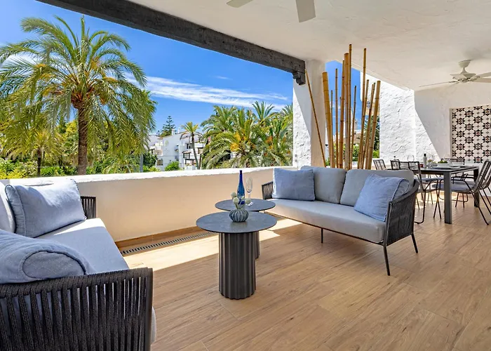 Luxurious In Puente Romano, Marbella