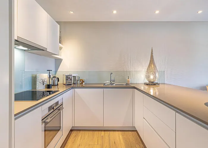 Luxurious In Puente Romano, Apartment
