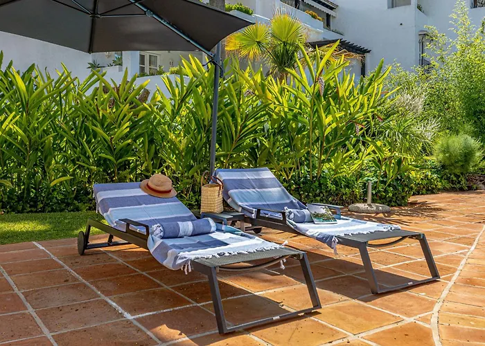Luxurious In Puente Romano, Apartment